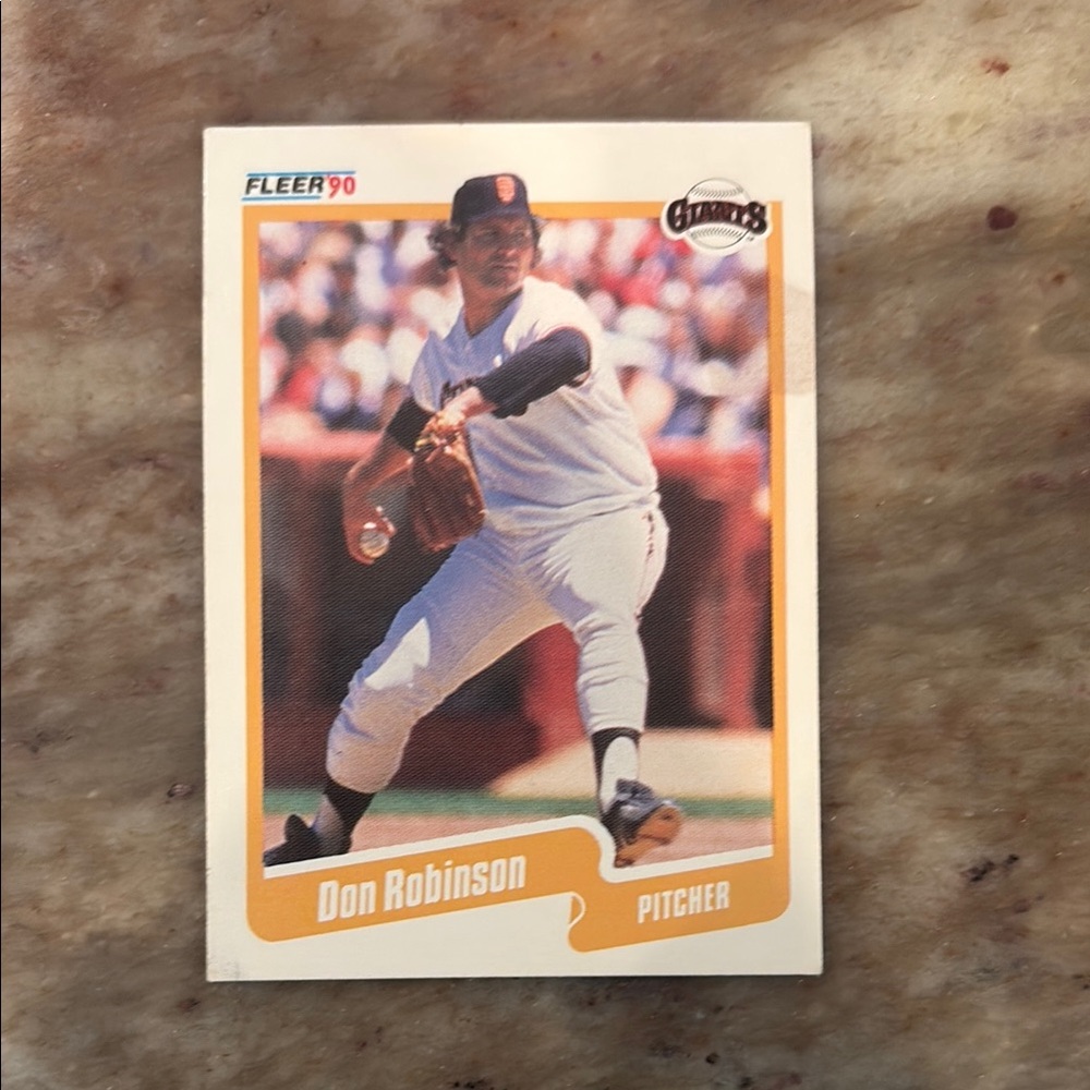 Fleer ‘90 Don Robinson - Pitcher - Playing for Giants - Baseball Card